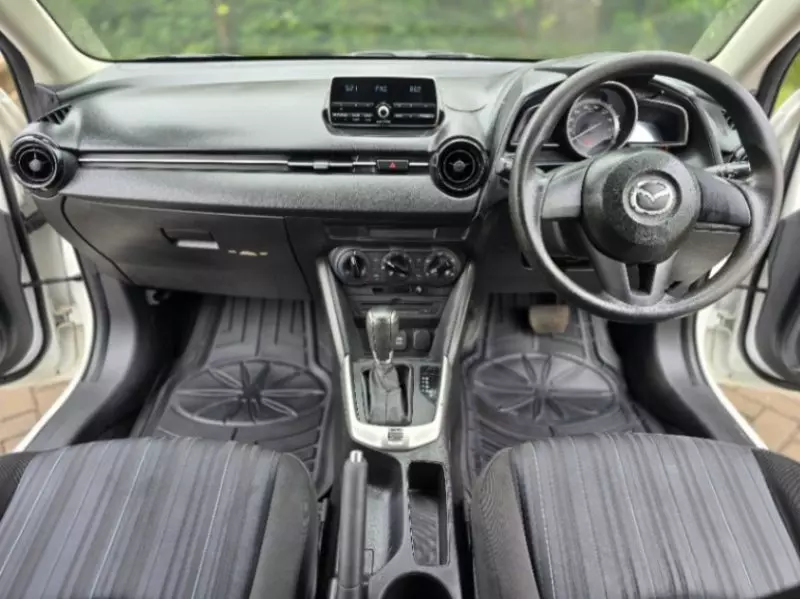 Mazda Demio   - 2016