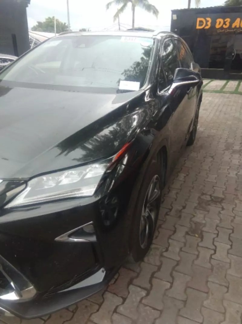 Lexus RX   - 2018