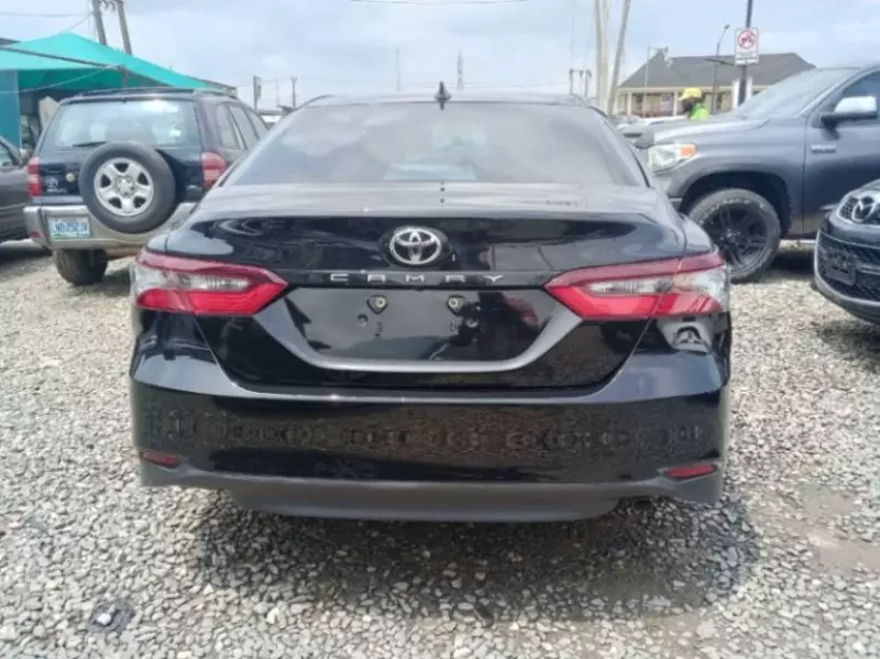 Toyota Camry   - 2022