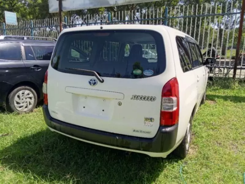 Toyota Succeed    - 2019