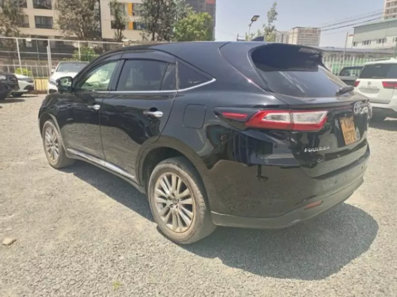 Toyota Harrier - 2017