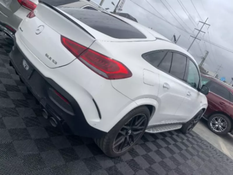 Mercedes-Benz GLE 53 AMG   - 2022