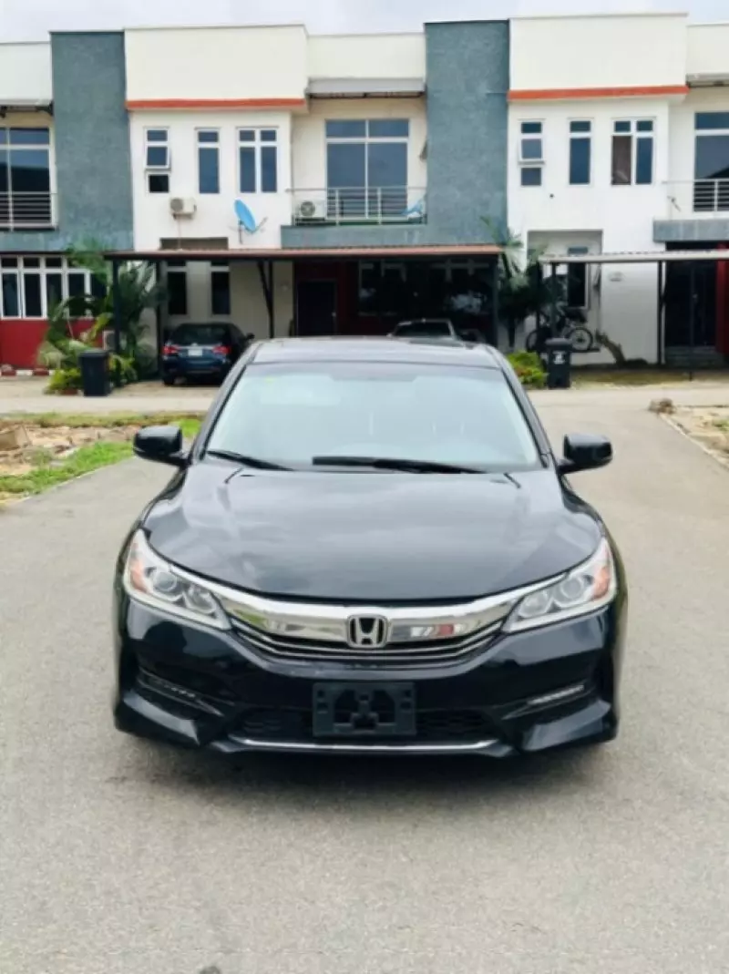 Honda Accord   - 2016