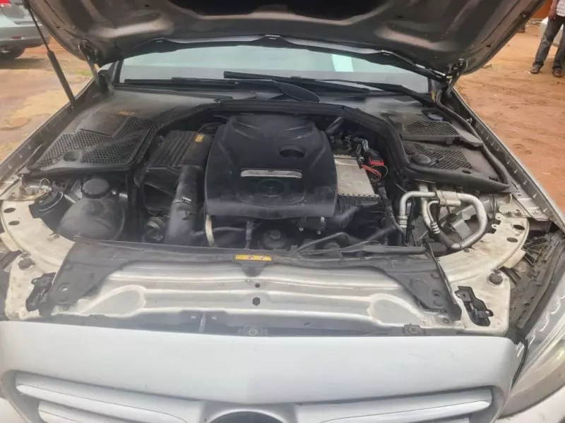 Mercedes-Benz C 300   - 2015