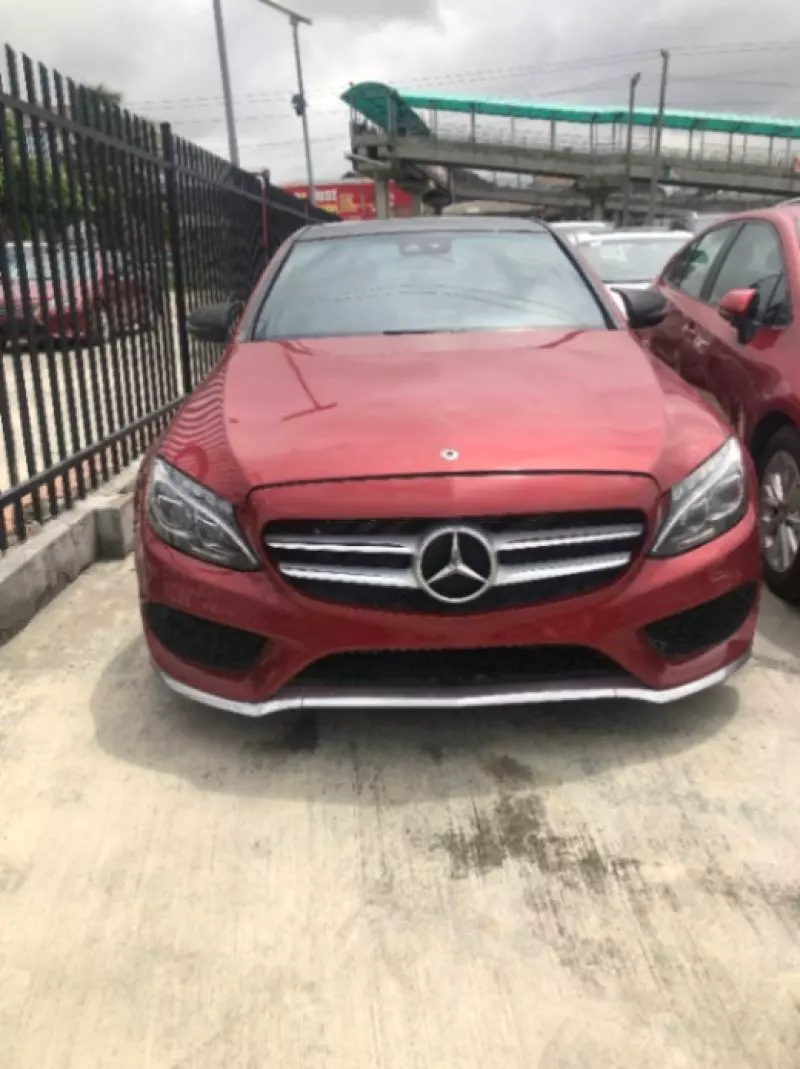 Mercedes-Benz C 300   - 2016