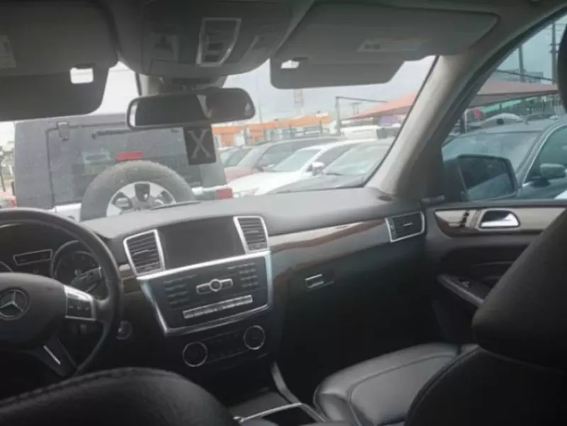 Mercedes-Benz ML 350   - 2013