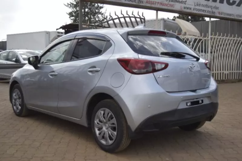 Mazda Demio   - 2019