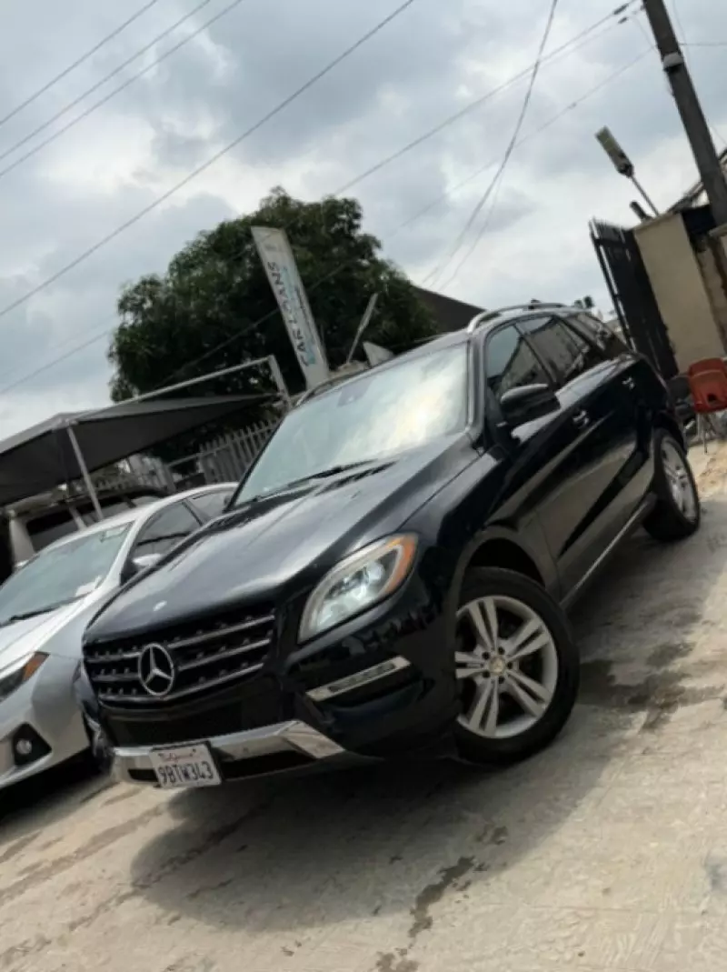 Mercedes-Benz ML 350   - 2012