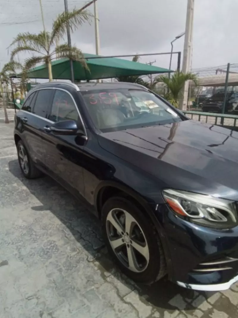 Mercedes-Benz GLC 300