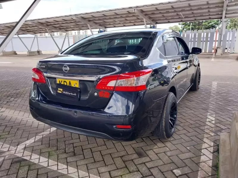 Nissan Sylphy   - 2013