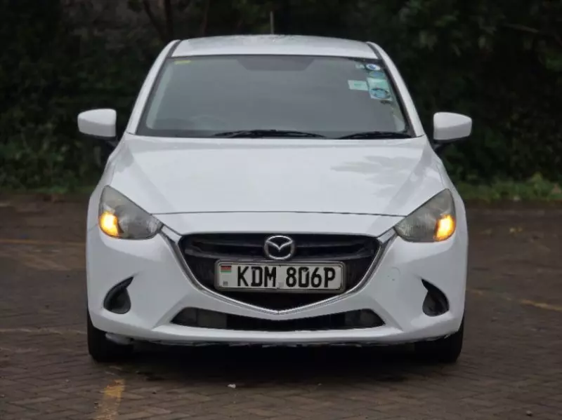 Mazda Demio   - 2016
