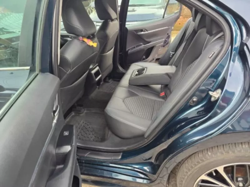 Toyota Camry   - 2019