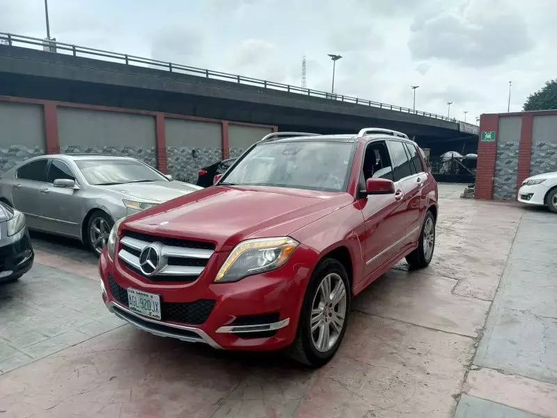 Mercedes-Benz GLK 350   - 2014