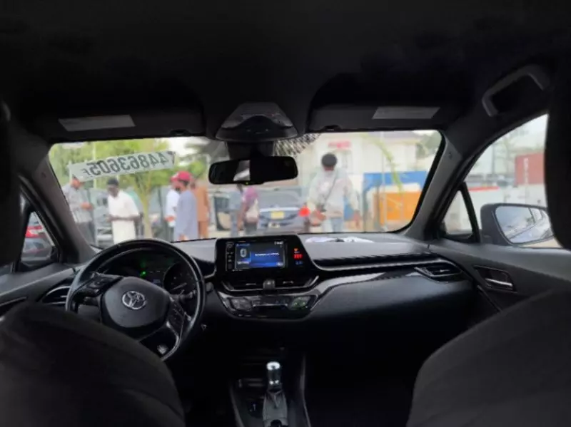 Toyota CH-R   - 2018