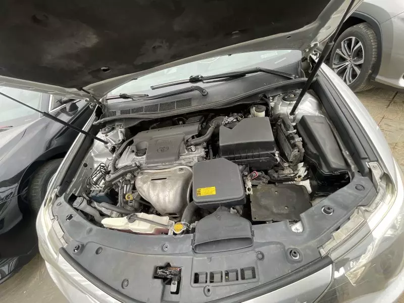 Toyota camry   - 2014