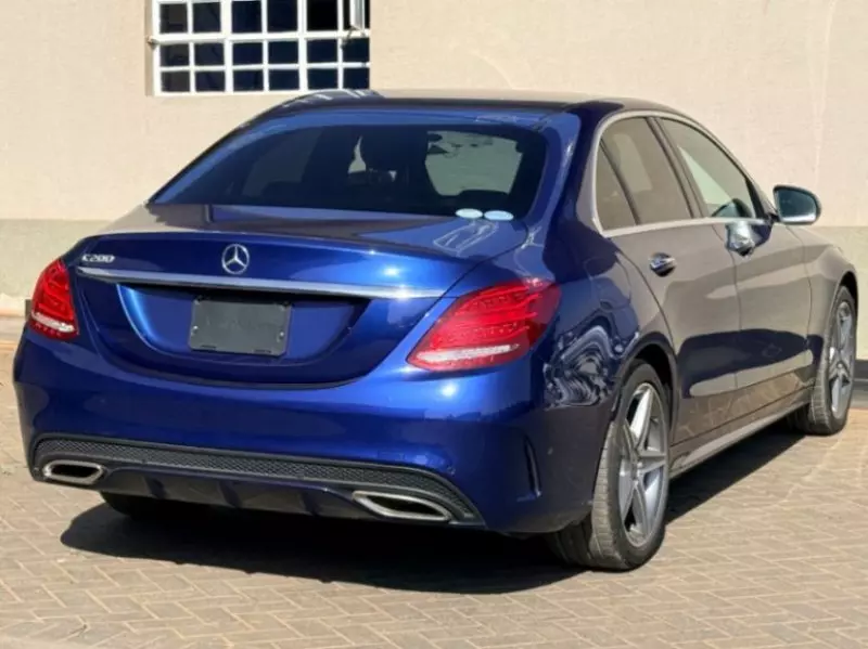 Mercedes-Benz C 200