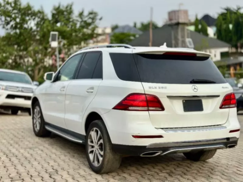 Mercedes-Benz GLE 350   - 2016