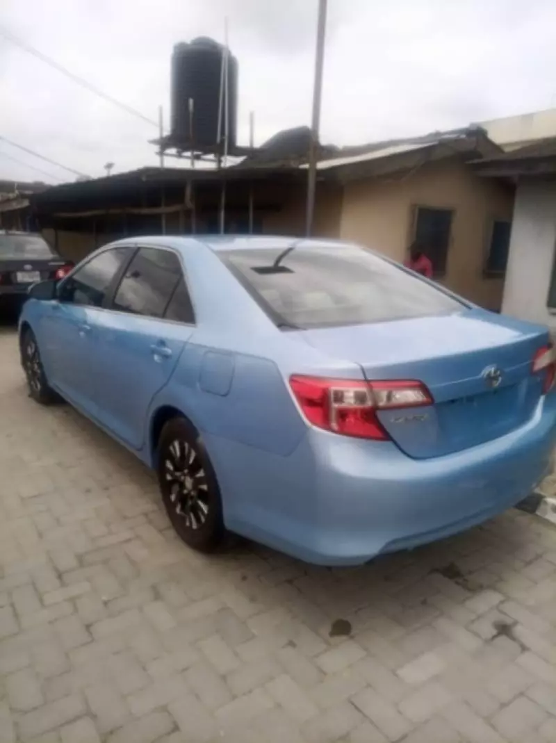 Toyota Camry   - 2007