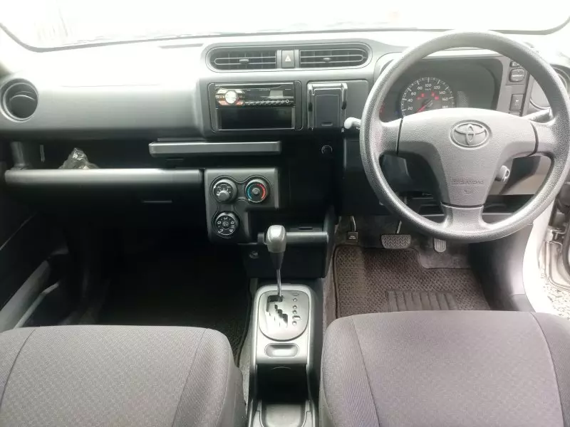 Toyota Probox    - 2016