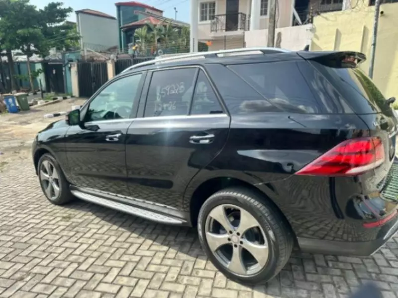 Mercedes-Benz GLE 350   - 2017