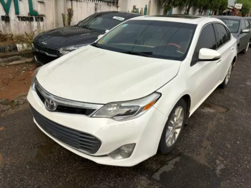 Toyota Avalon