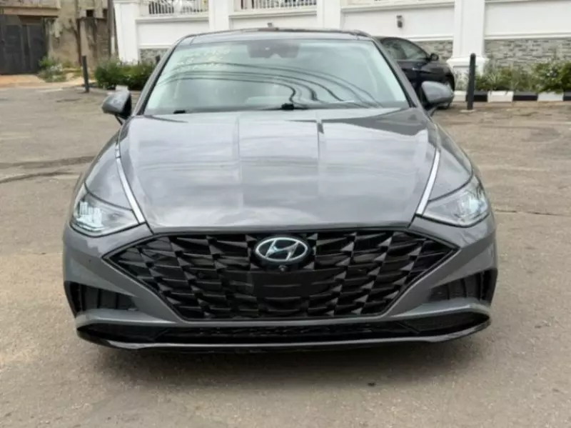 Hyundai Sonata   - 2020