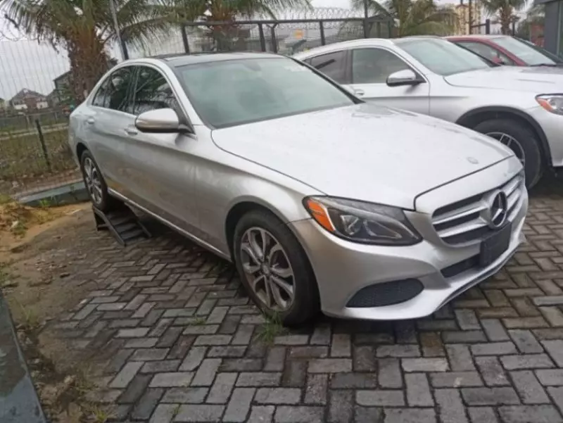 Mercedes-Benz C 300   - 2014