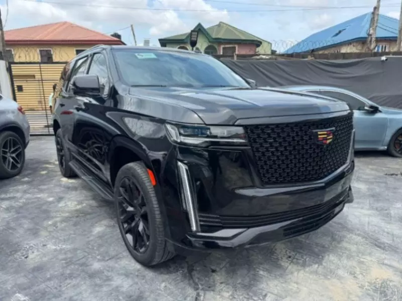 Cadillac Escalade   - 2023