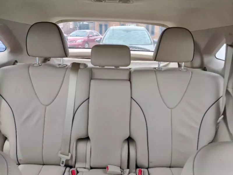 Toyota Venza   - 2014