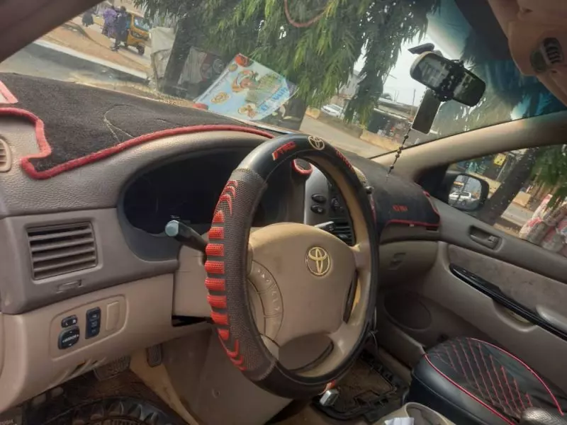 Toyota Sienna   - 2008