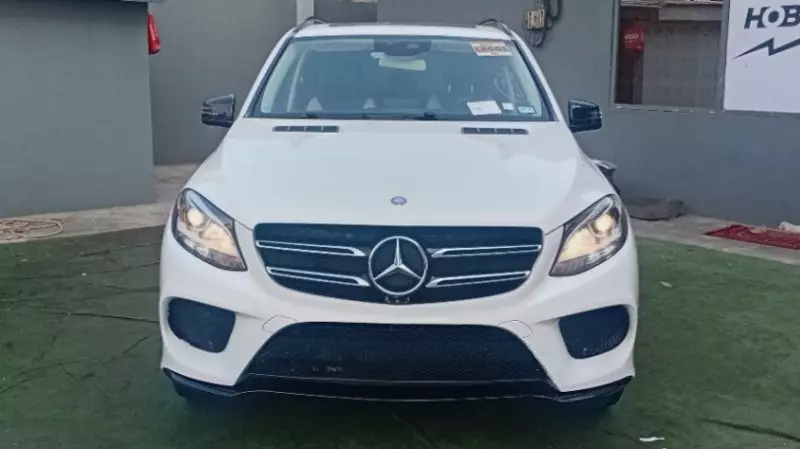 Mercedes-Benz GLE-Class   - 2017