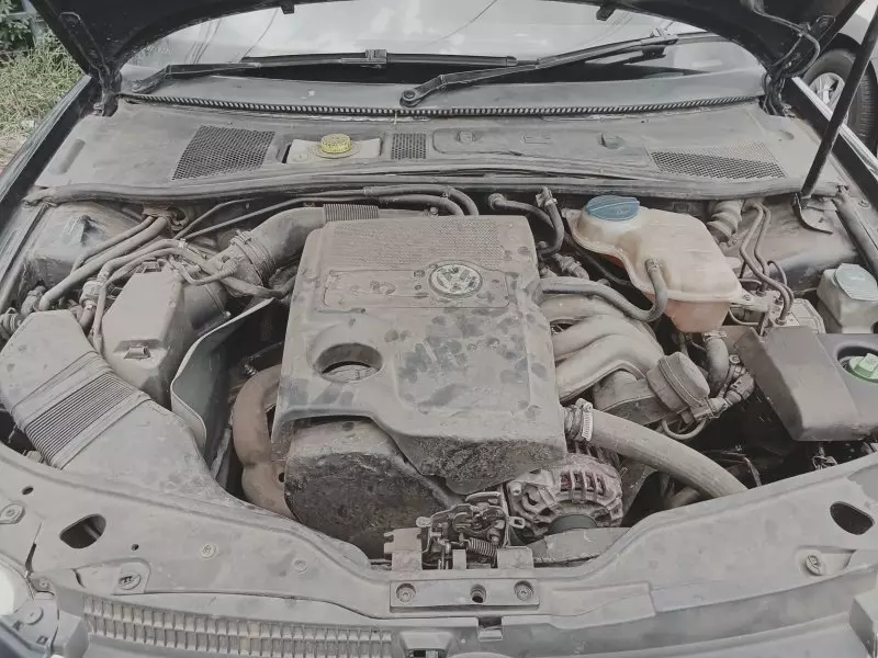 Volkswagen Passat   - 2006