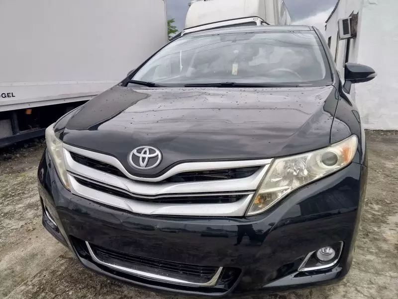 Toyota Venza   - 2013
