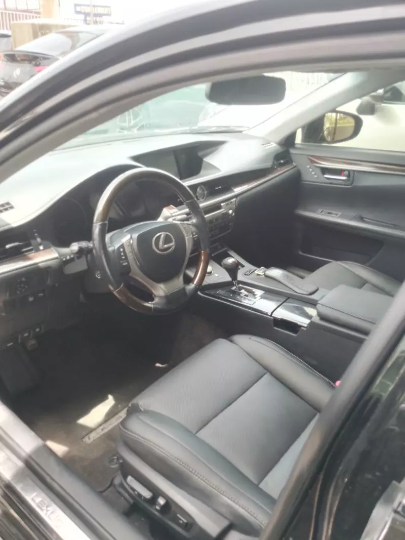 Lexus ES 350   - 2013