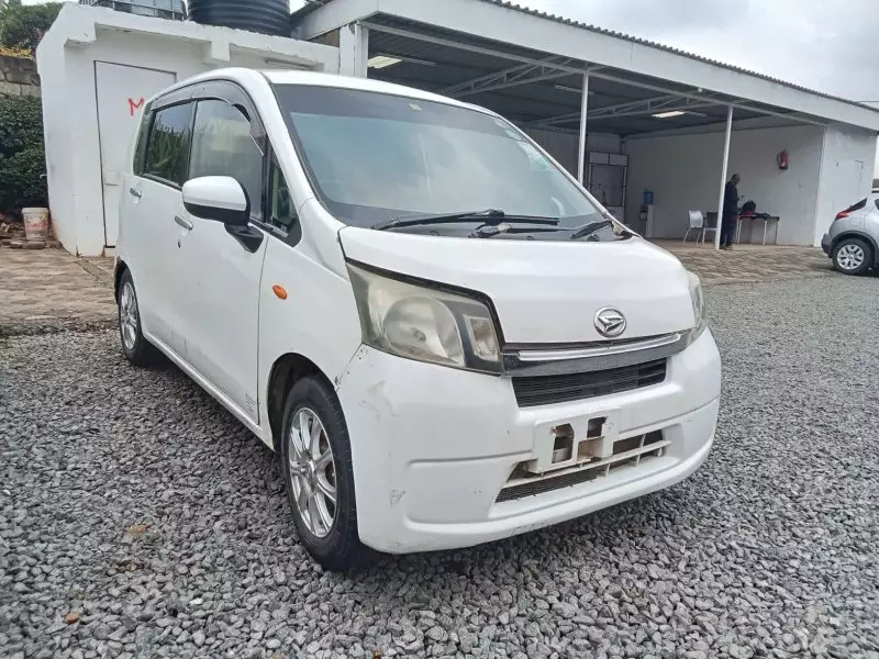 Daihatsu Move   - 2015