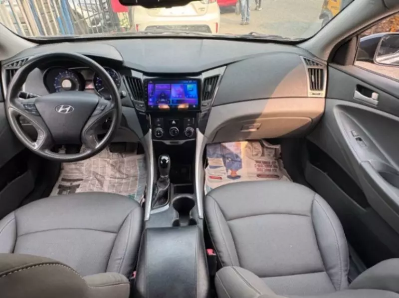 Hyundai Sonata   - 2014
