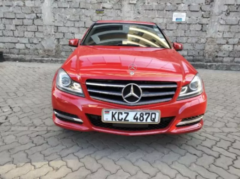 Mercedes-Benz C 180   - 2013