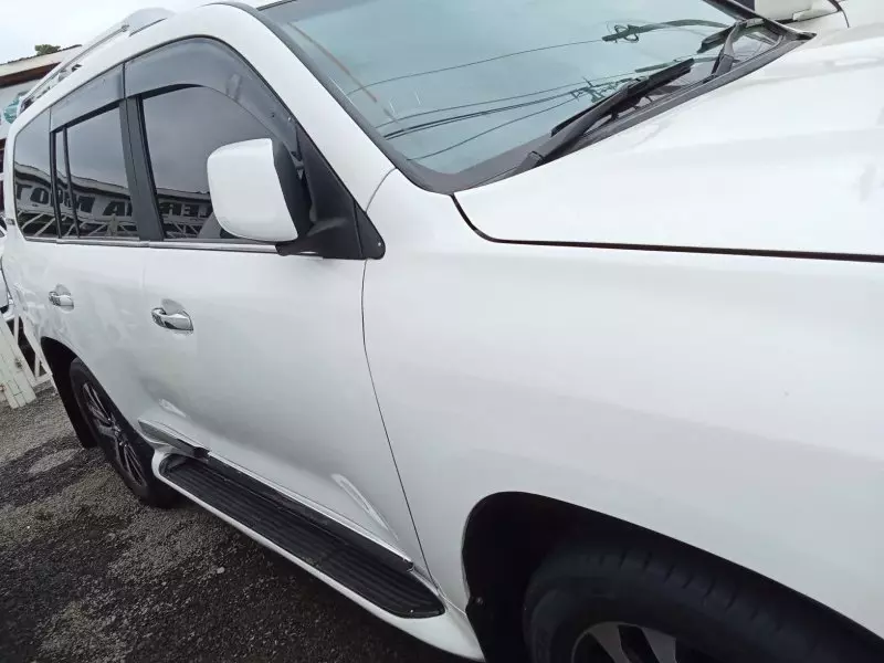 Toyota Land Cruiser   - 2011