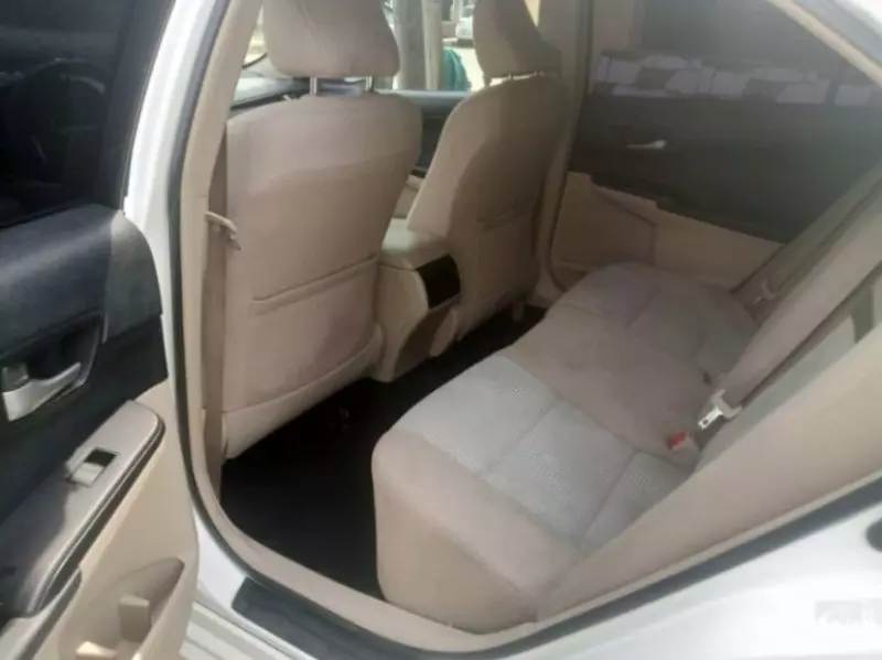 Toyota Camry   - 2012