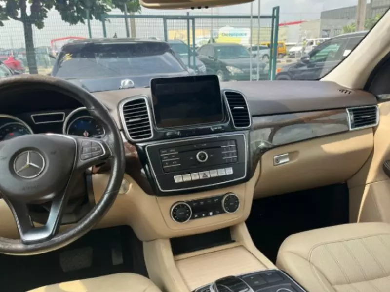 Mercedes-Benz GLE 350