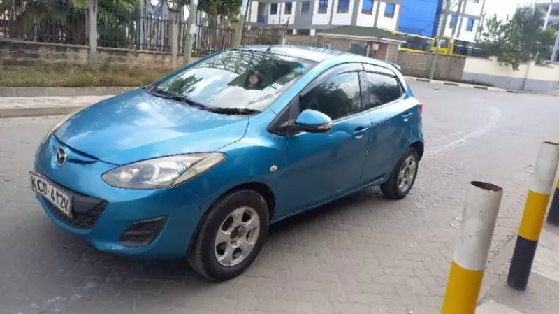 Mazda Demio    - 2012