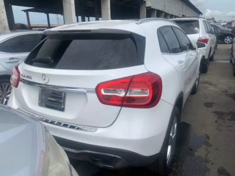 Mercedes-Benz GLA 250   - 2020