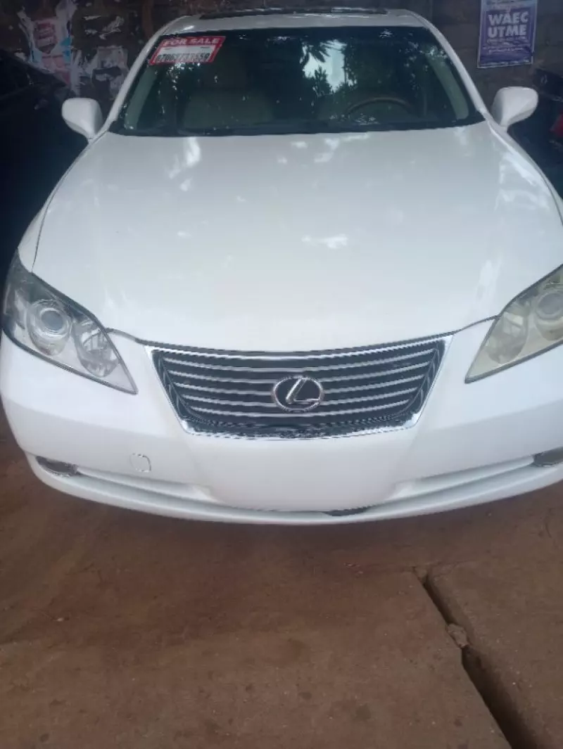 Lexus ES 350   - 2009