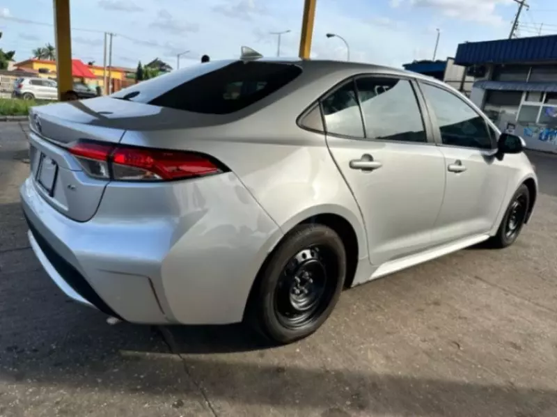 Toyota Corolla   - 2021