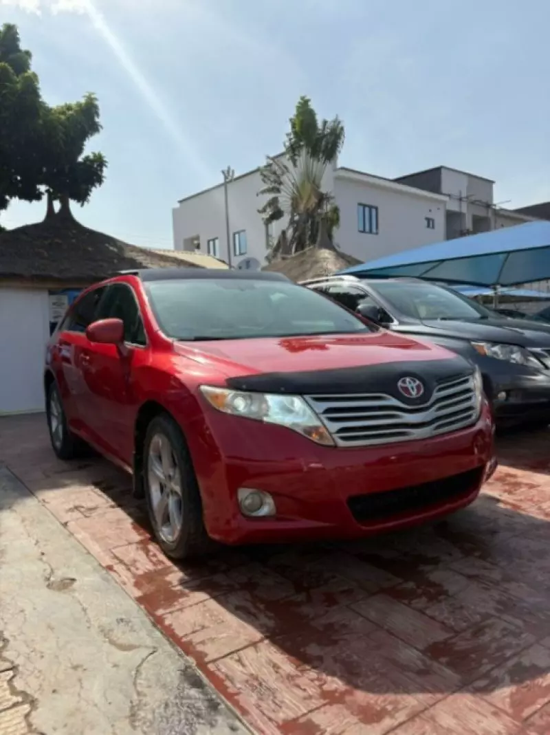 Toyota Venza   - 2010