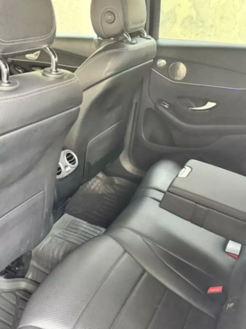 Mercedes-Benz GLC 300   - 2021