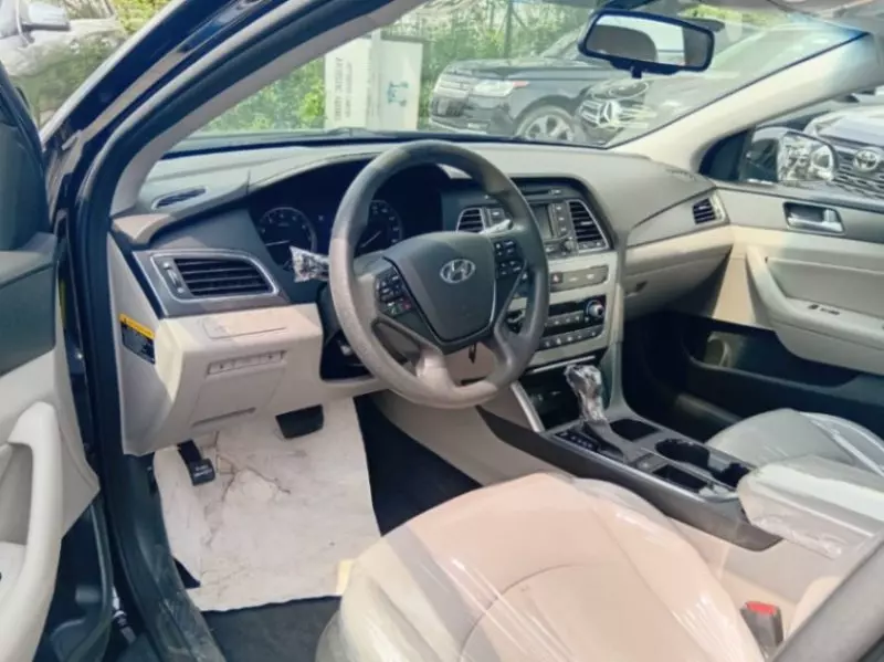 Hyundai Sonata   - 2015