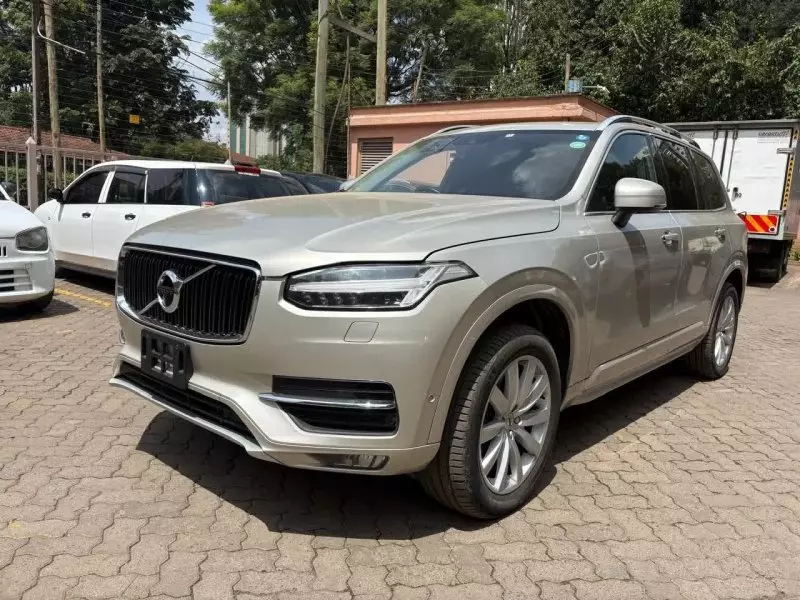 Volvo XC90 - 2016