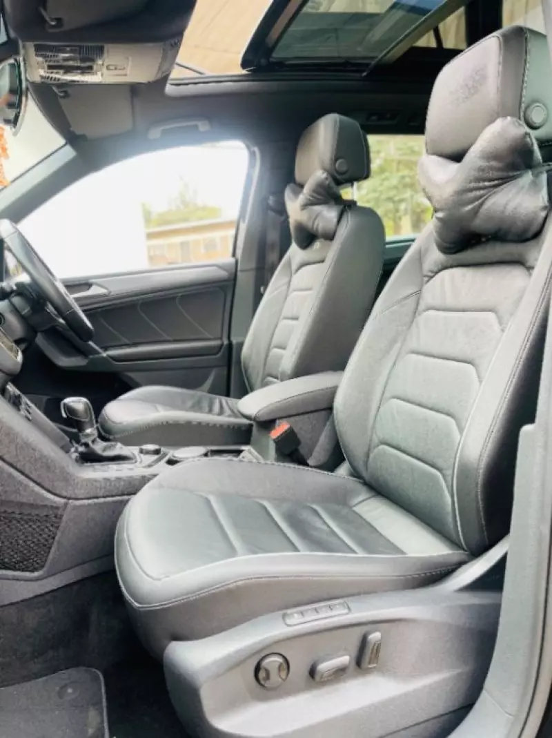 Volkswagen Touareg   - 2018