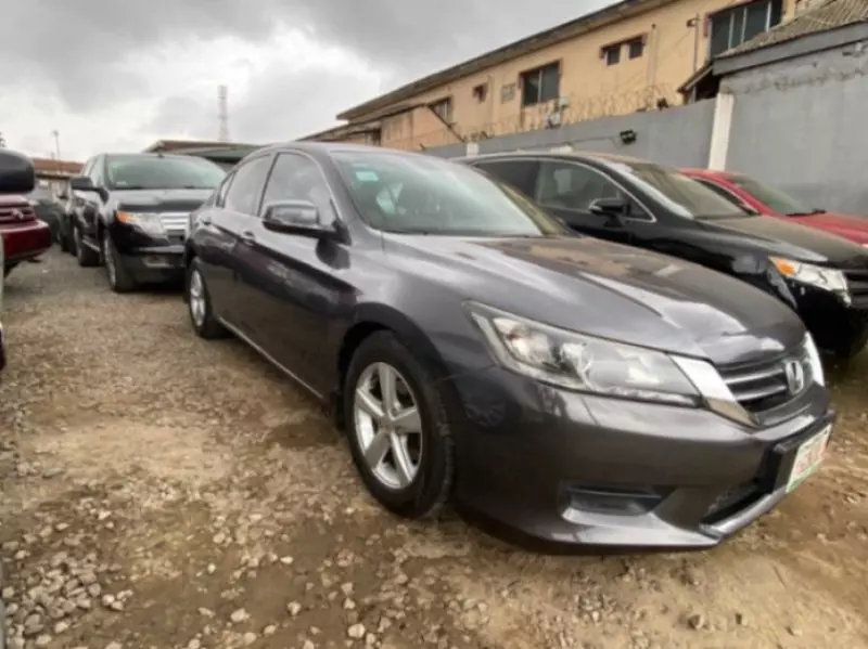 Honda Accord   - 2013
